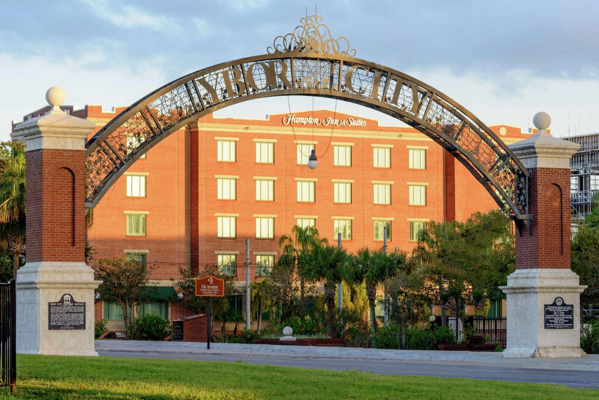 Hampton Inn & Suites Tampa Ybor City Downtown Buitenkant foto